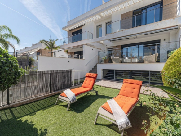 Townhouse for sale in Cerrado de Calderón, Hacienda Paredes, East Málaga