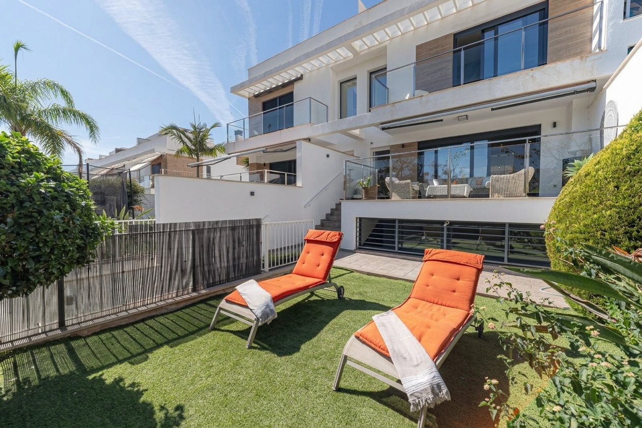Townhouse for sale in Cerrado de Calderon Hacienda Paredes East Malaga