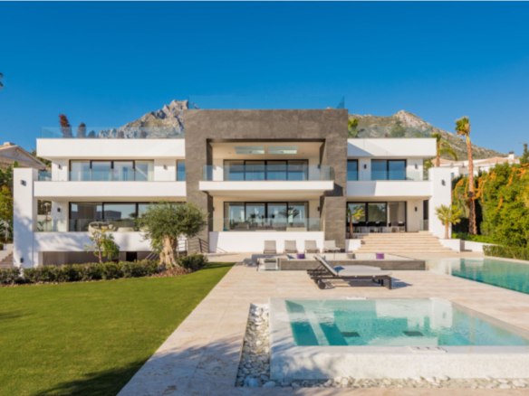 Villa Mozart in Sierra Blanca, Golden Mile