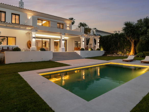 Welcome to Villa Rosalia — Refined Luxury with Stunning Seaviews in Nueva Andalucía, Marbella